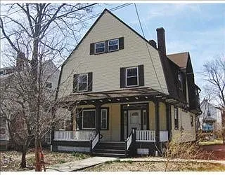 713 Cochran St photo 1