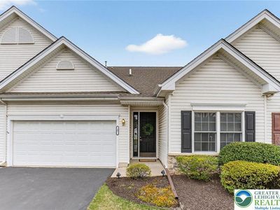 27 Moor Dr, Easton, PA, 18045