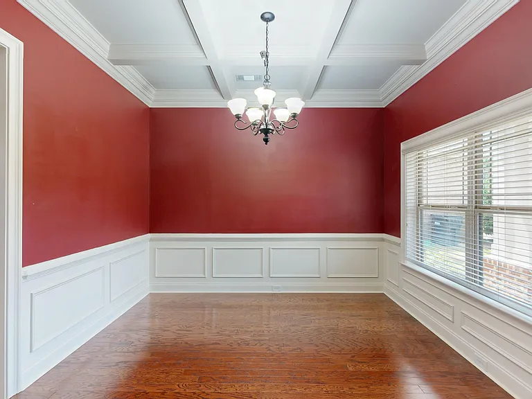 415 Melison Dr — Photo 5
