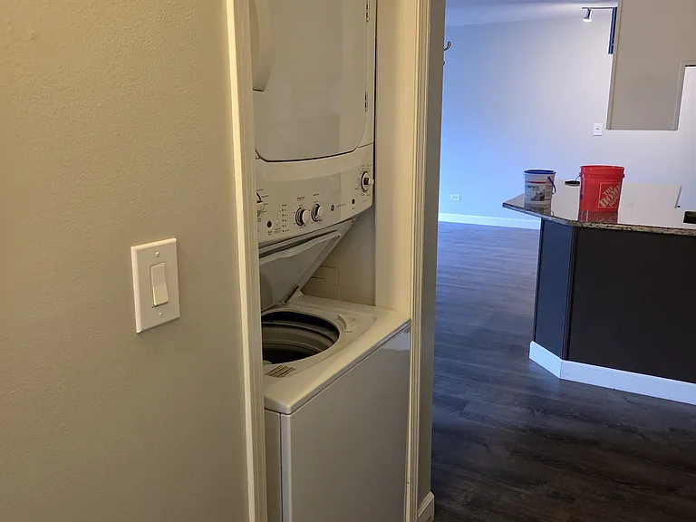 10515 W Grand Ave #206 — Photo 16