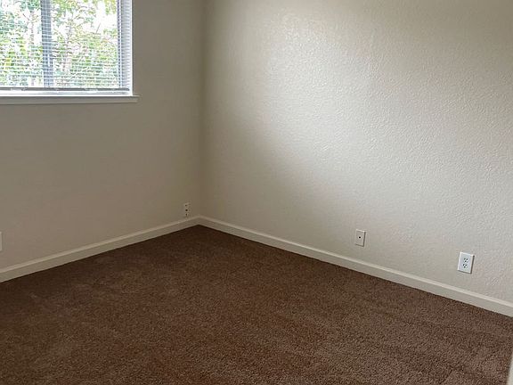 5th image of 1510 Diablo Dr APT 3