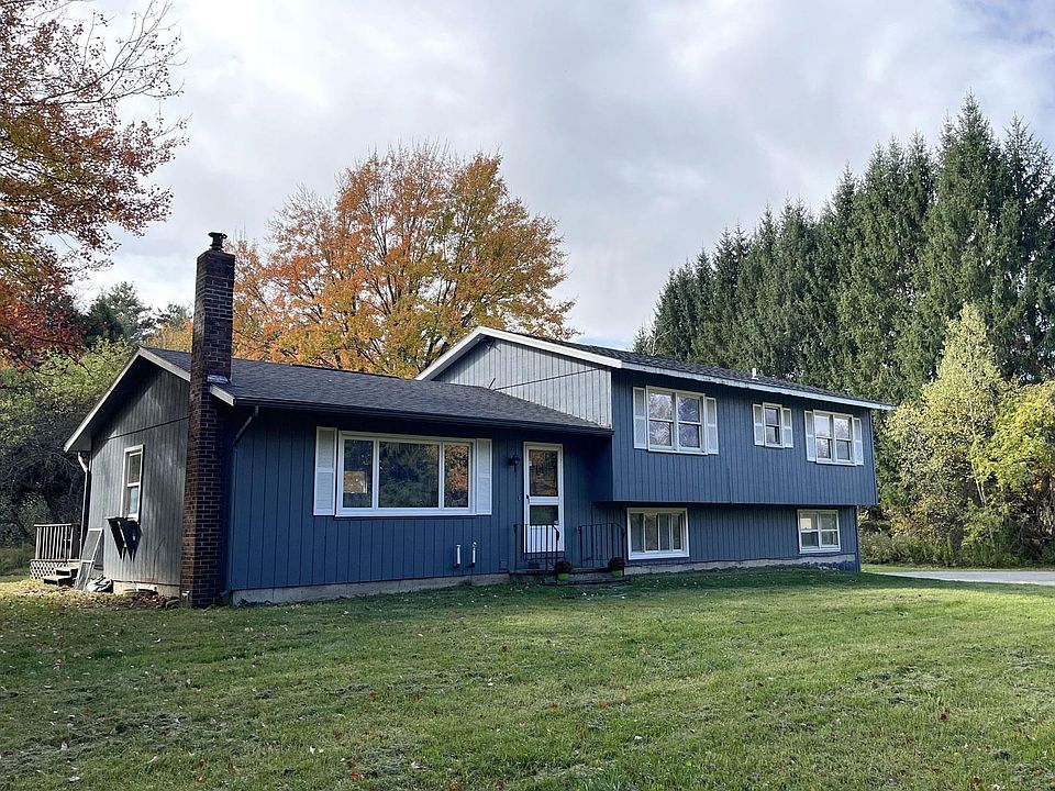 1st image of 376 Mountain View Road