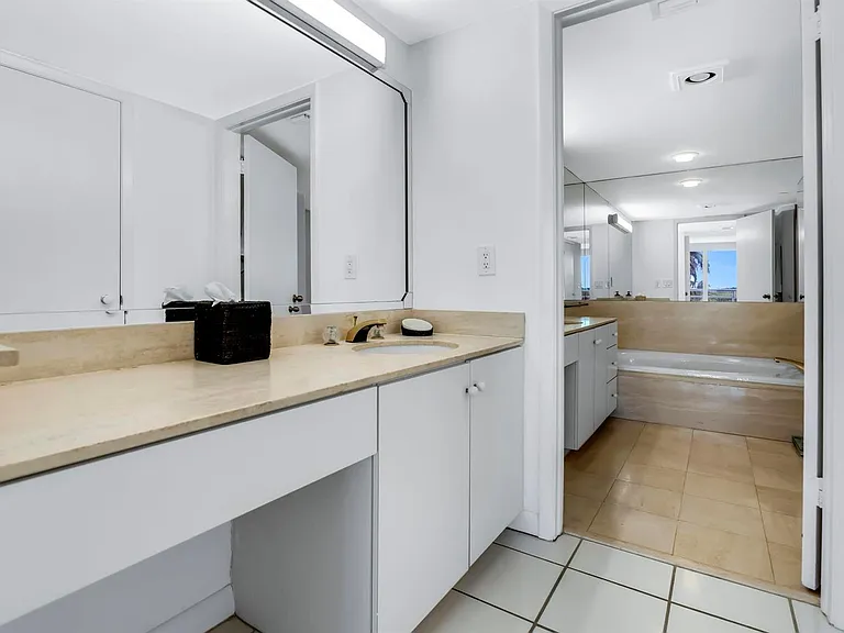 4201 N Ocean Blvd #203 — Photo 42