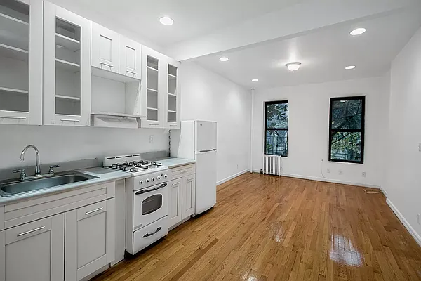 Rented by Brown Harris Stevens | media 1