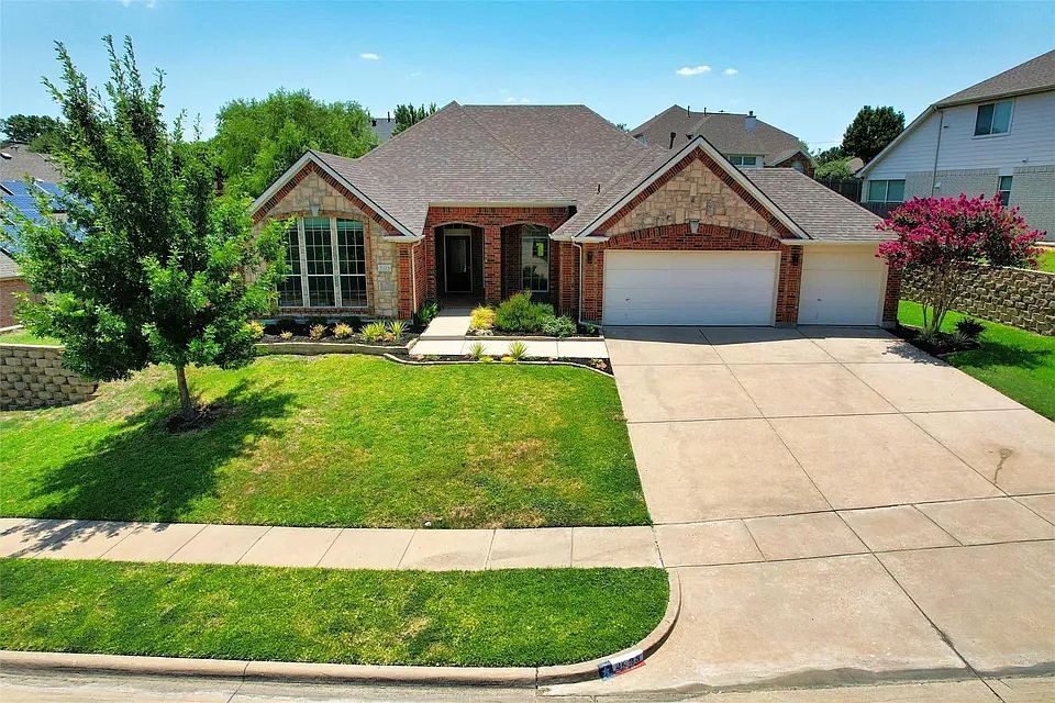 1st image of 2423 Pebblebrook Ct