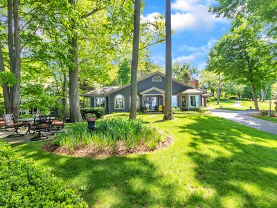 2955 Lakeshore Dr, Fennville, MI, 49408