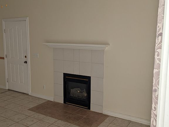 2nd image of 2173 S Dakota Ave