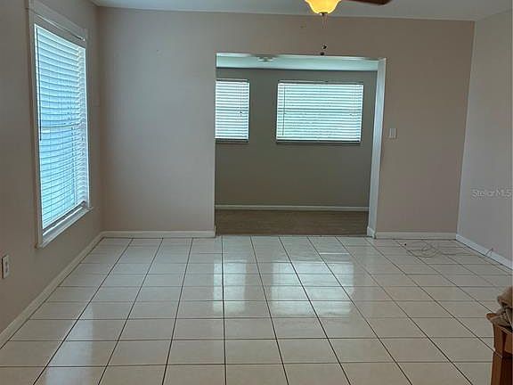 3rd image of 7109 LIMESTONE LANE