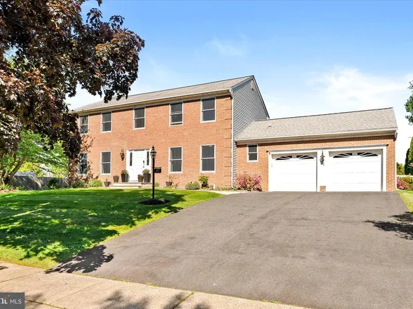 85 Village Dr E, Trenton, NJ 08620