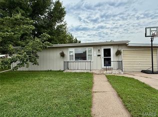 301 Summer St, Palmyra, MO 63461