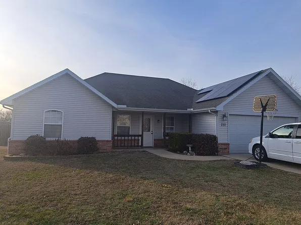 232 Sherman Dr, Gassville, AR 72635