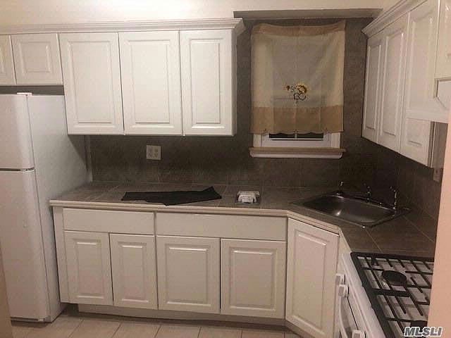 1st image of 8508 Parsons Blvd