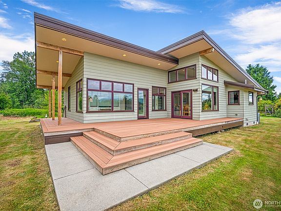 3rd image of 4860 Mission Road