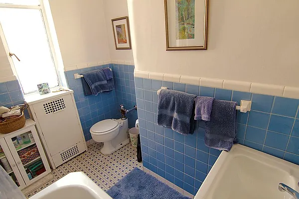 Sold by Corcoran | media 7