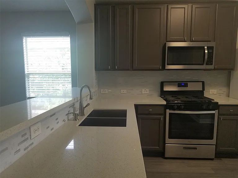 3538 Junction Bend Ln — Photo 11