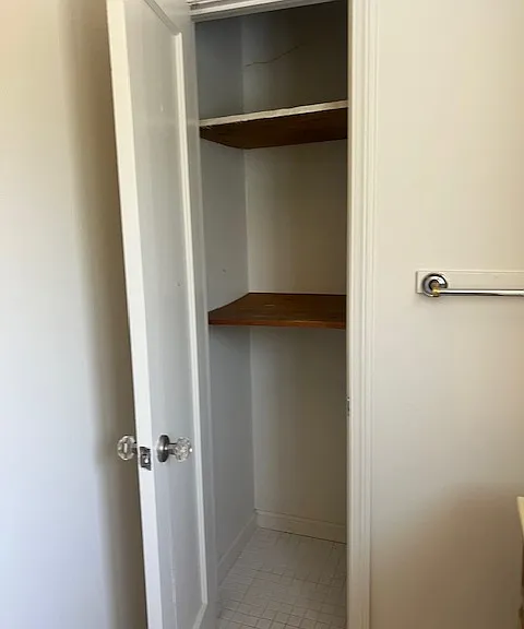 633 Avalon Ave — Photo 3