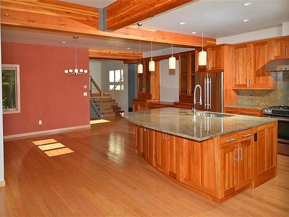 5th image of 2160 Long Spur Ln Unit B