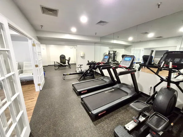 790 River Road image 5 of 24