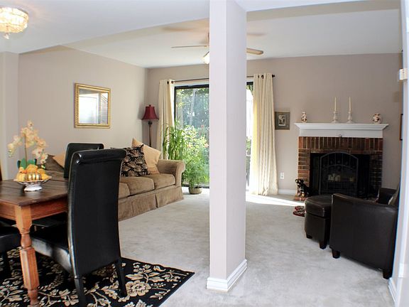 2nd image of 223A Village Ln