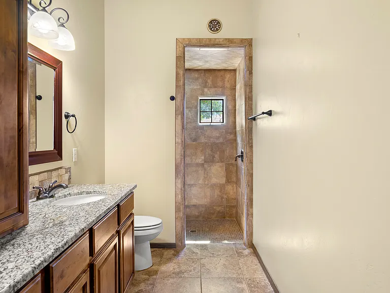 3950 Agua De Vida Dr — Photo 18