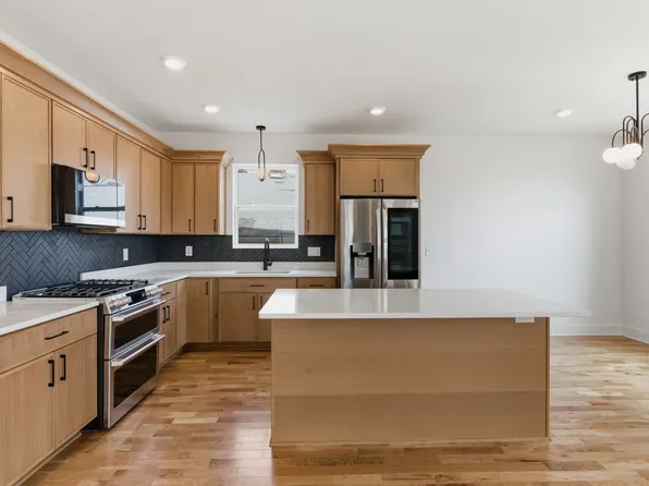 107 Lewis St, Nashville, TN 37210