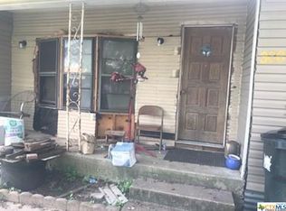 300 W 12th St, Groesbeck, TX 76642