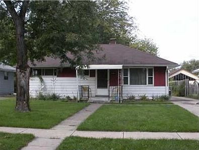 1st image of 4766 Wellington Ave
