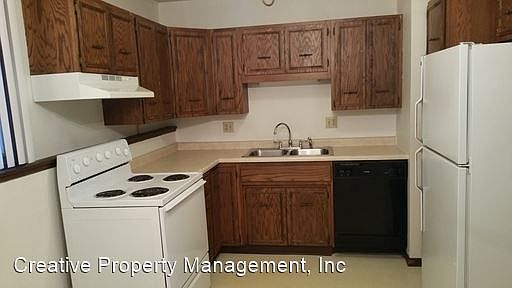 2nd image of 1811 6th St SE #1