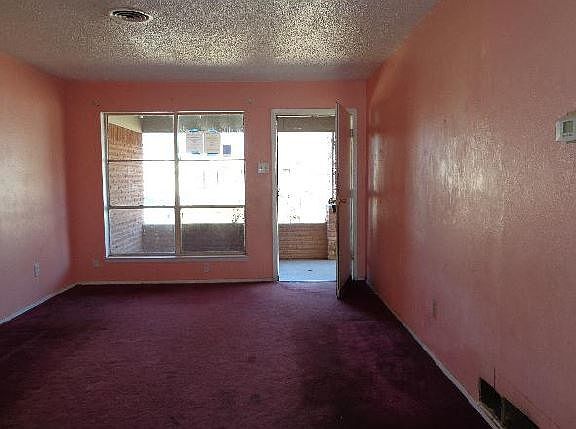 4th image of 9046 Fostoria Dr
