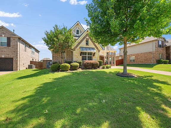 2nd image of 3524 Acropolis Way