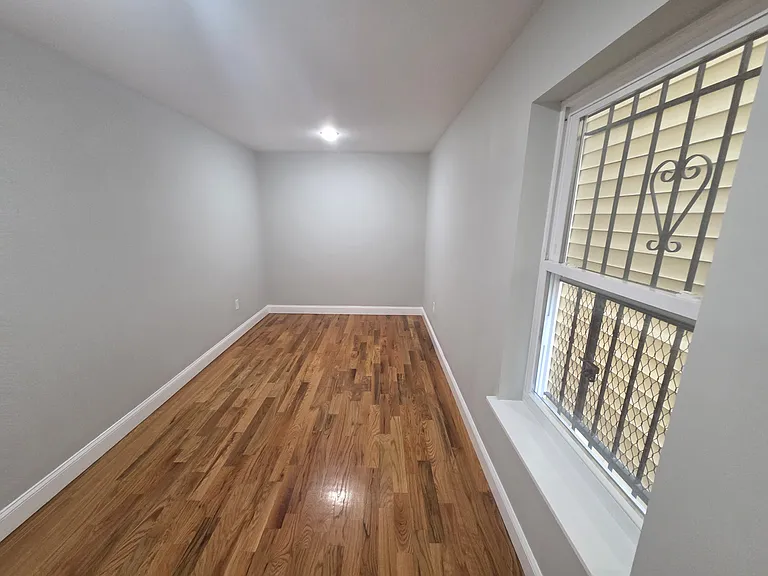 214 S 10th St #2 — Photo 2
