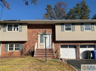 44 Fanning St, Fords, NJ 08863