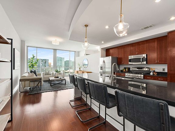 2nd image of 900 20th Ave S APT 1603