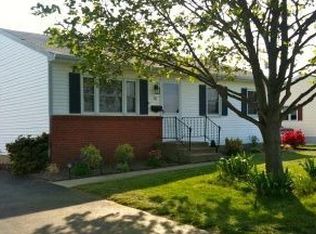 30 Voshells Mill Rd, Dover, DE 19904