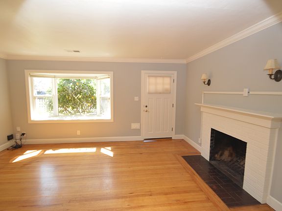 2nd image of 5439 Santa Cruz Ave