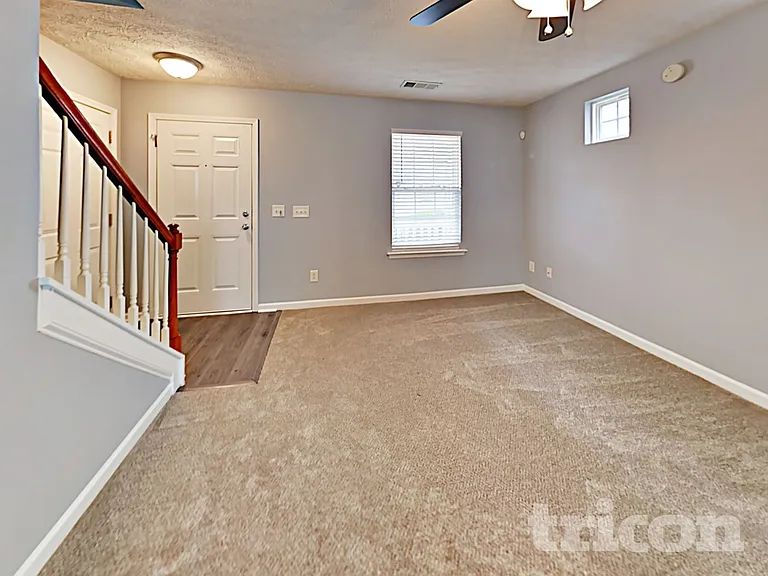 5330 Mountain Top Pl — Photo 3