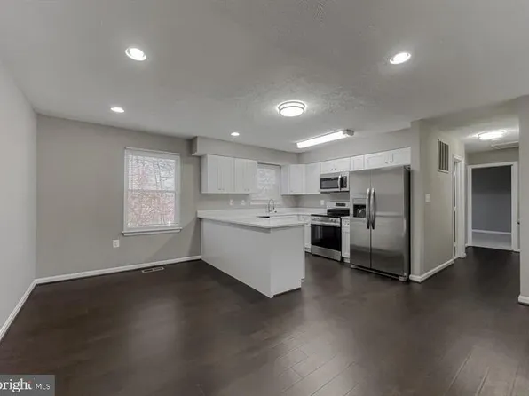 1016 Hill Rd, Landover, MD 20785