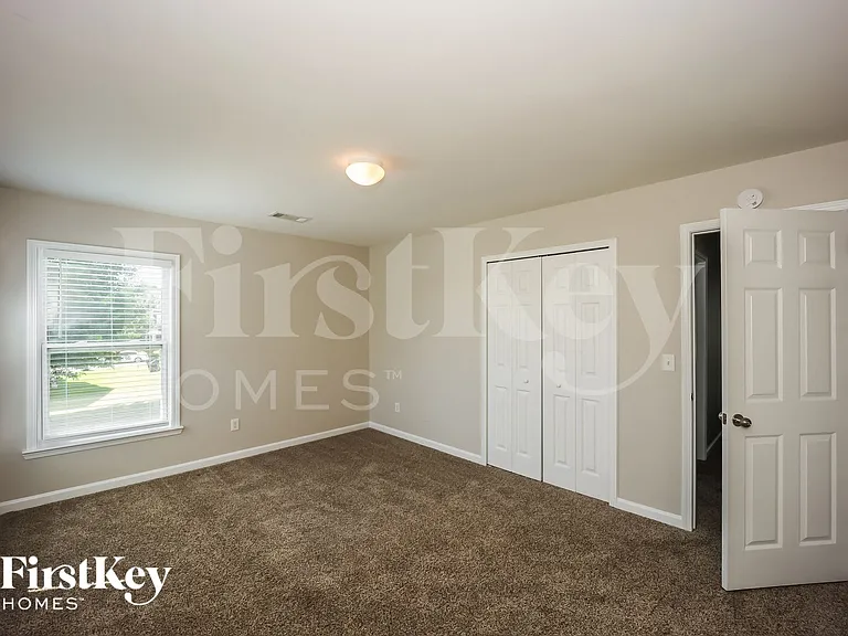7297 Basalt Dr — Photo 11