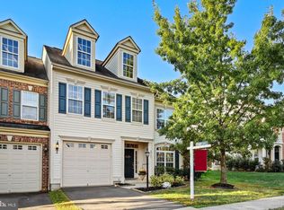 12307 Tanalian Falls Ln, Bristow, VA 20136