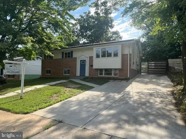 5620 Galloway Dr, Oxon Hill, MD 20745