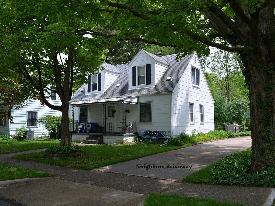 1st image of 708 Charles St