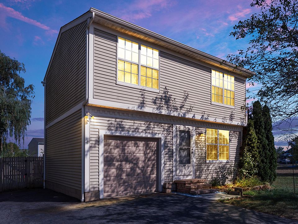1st image of 1292 Crossbrook Blvd