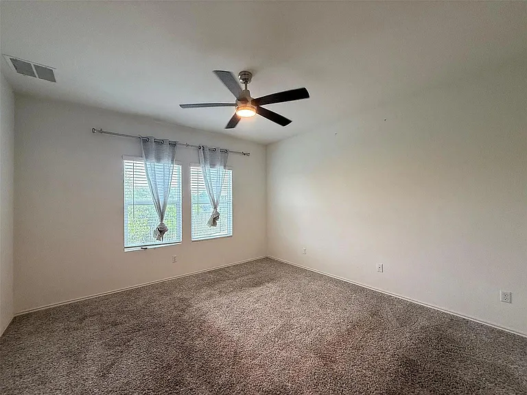 1216 Blackhaw Ln — Photo 11