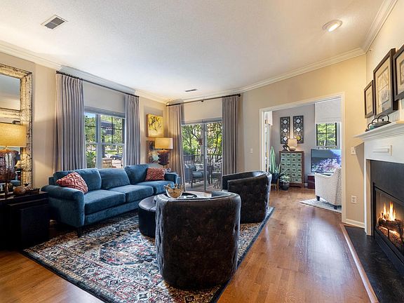 4th image of 1300 N Prospect AVENUE #114