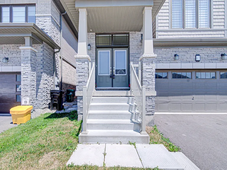 407 Dolman St — Photo 2