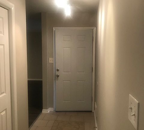 2nd image of 4141 Applewood Ln