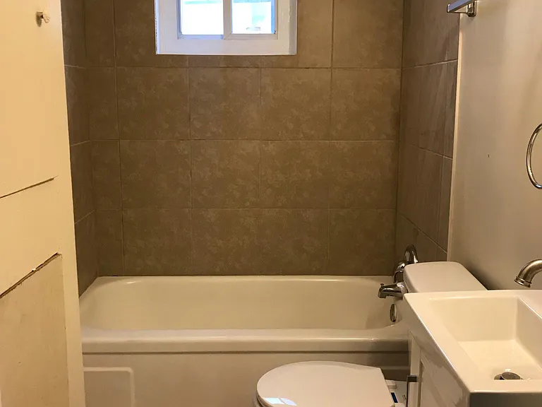 2757 Norwood Ave #2 — Photo 8
