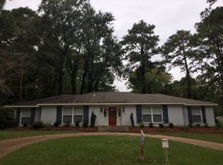 4331 Deercreek Dr, Jackson, MS 39211