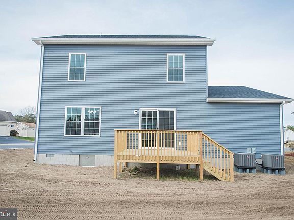 4th image of 305 Cottonwood Dr