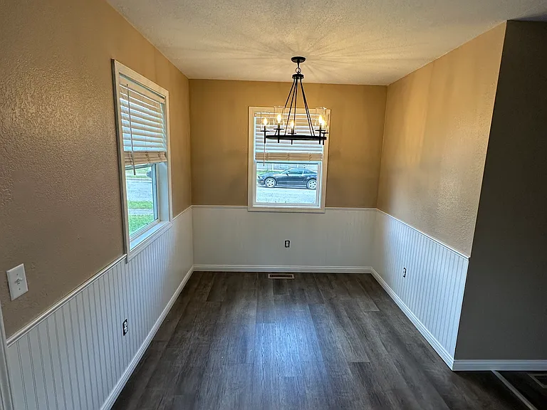 712 W Austin St #1 — Photo 2